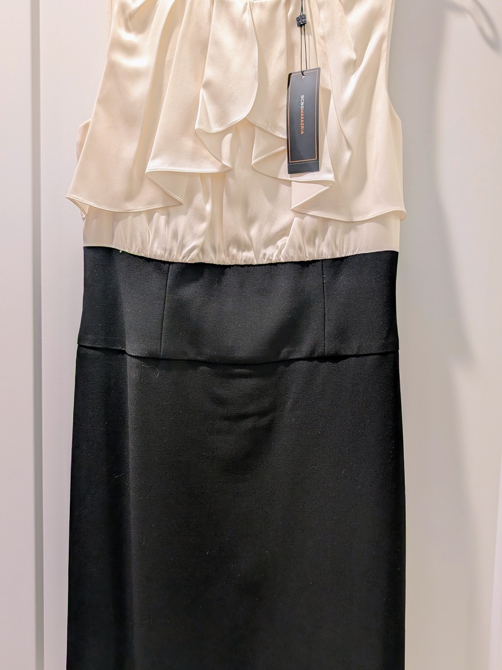 BCBGMaxAzria Ivory and Black Dress - Picture 3 of 7